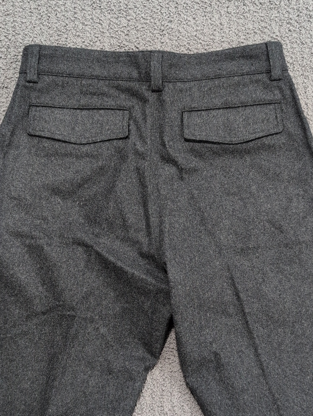 Banana Republic Men's Wool Flannel Pant - Picture 10 of 11